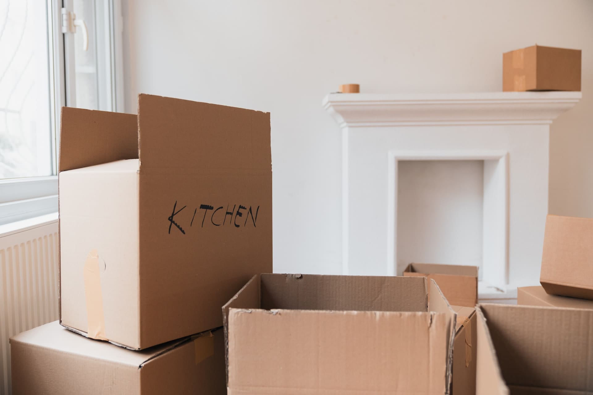 Need a Clean Move-Out: Hire a Professional Cleaning Service